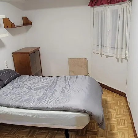 Piso, Paisanu Apartment *